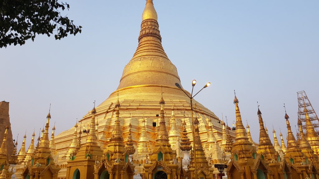 Shwedagon pagoda Yangon