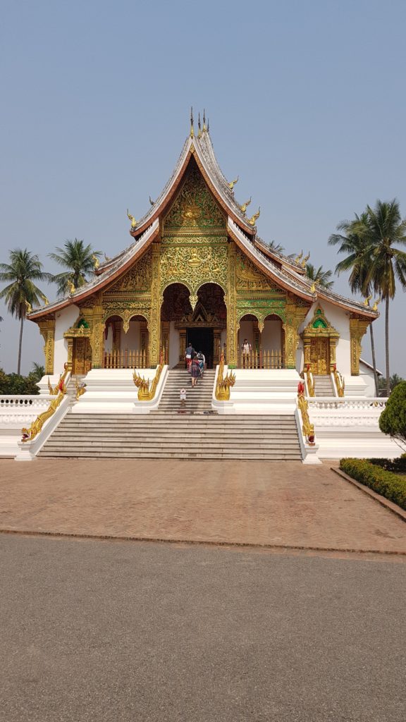 wat xieng thong temple luang prabang laos