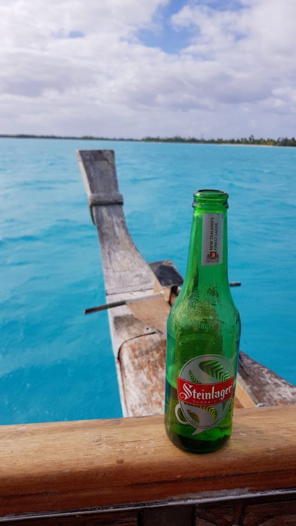 beer on boat aitutaki lagoon