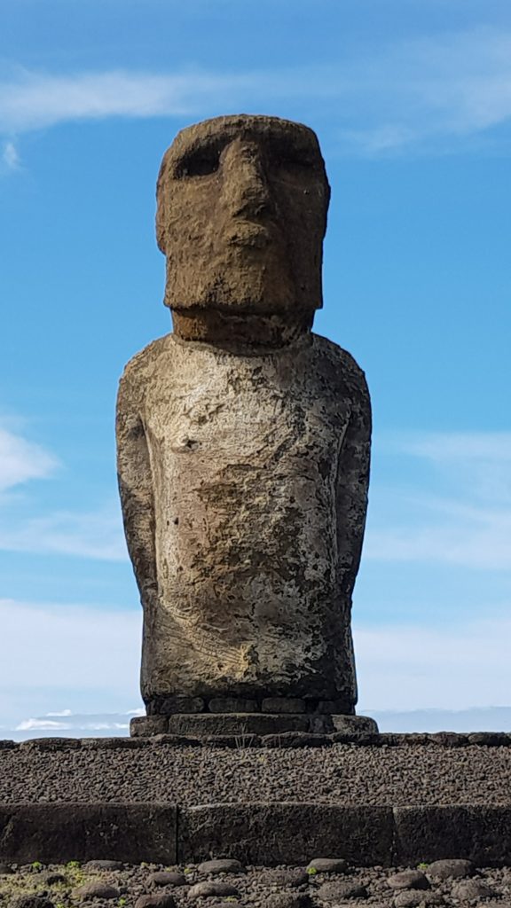 single moai at ahu tongariki